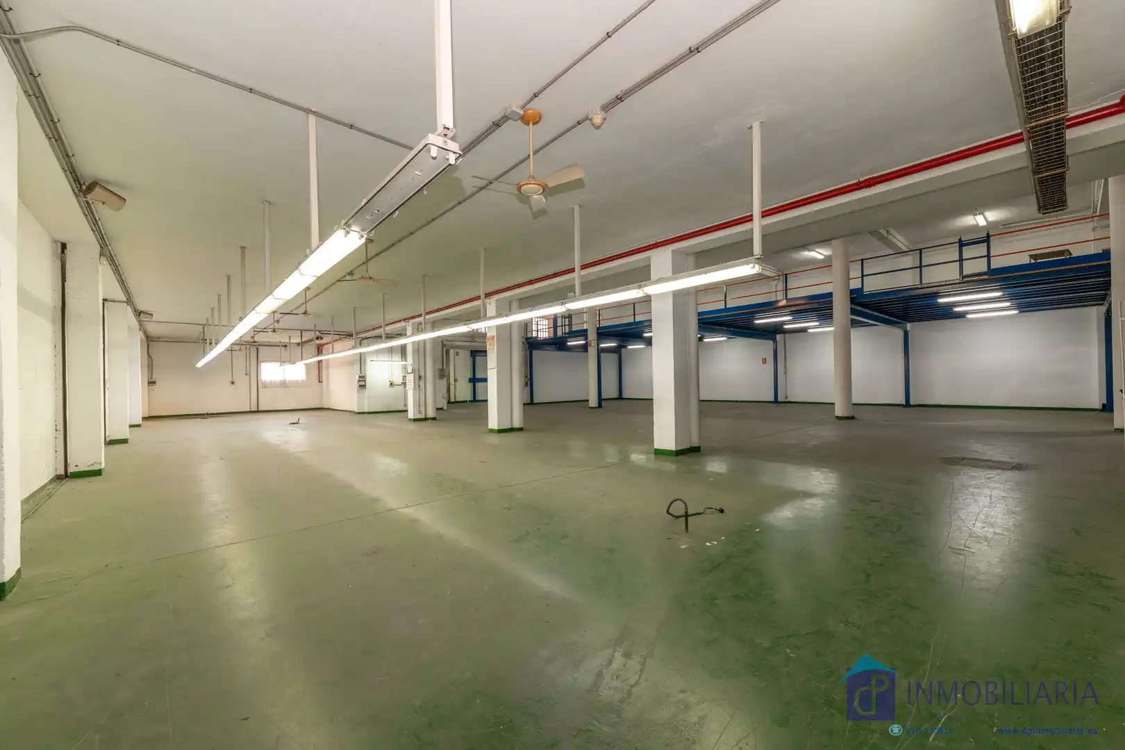 Nave industrial en venta en Zaragoza