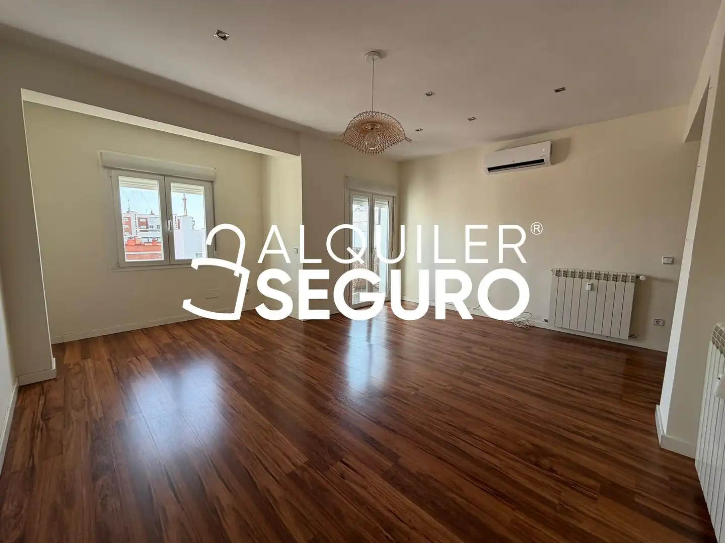 Wohnung zur Miete in Madrid mit Klimaanlage, Heizung und Terrasse