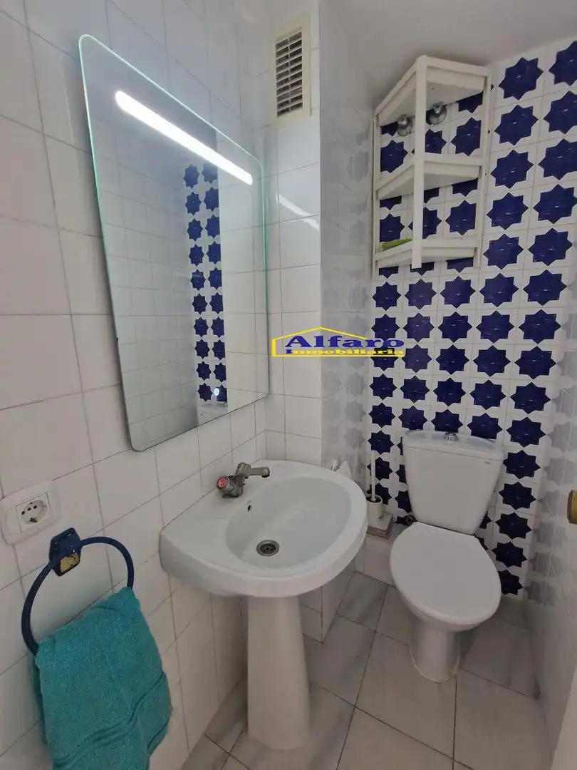 Baño de Piso en venta en Almonte con Terraza, Balcón y Piscina comunitaria