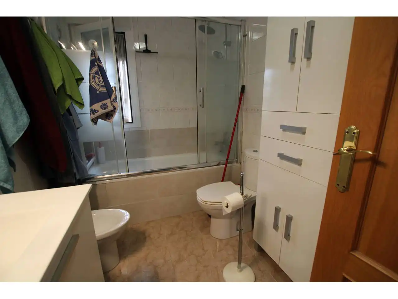 Bathroom of Houses for sale in Cabanillas del Campo  with Heating