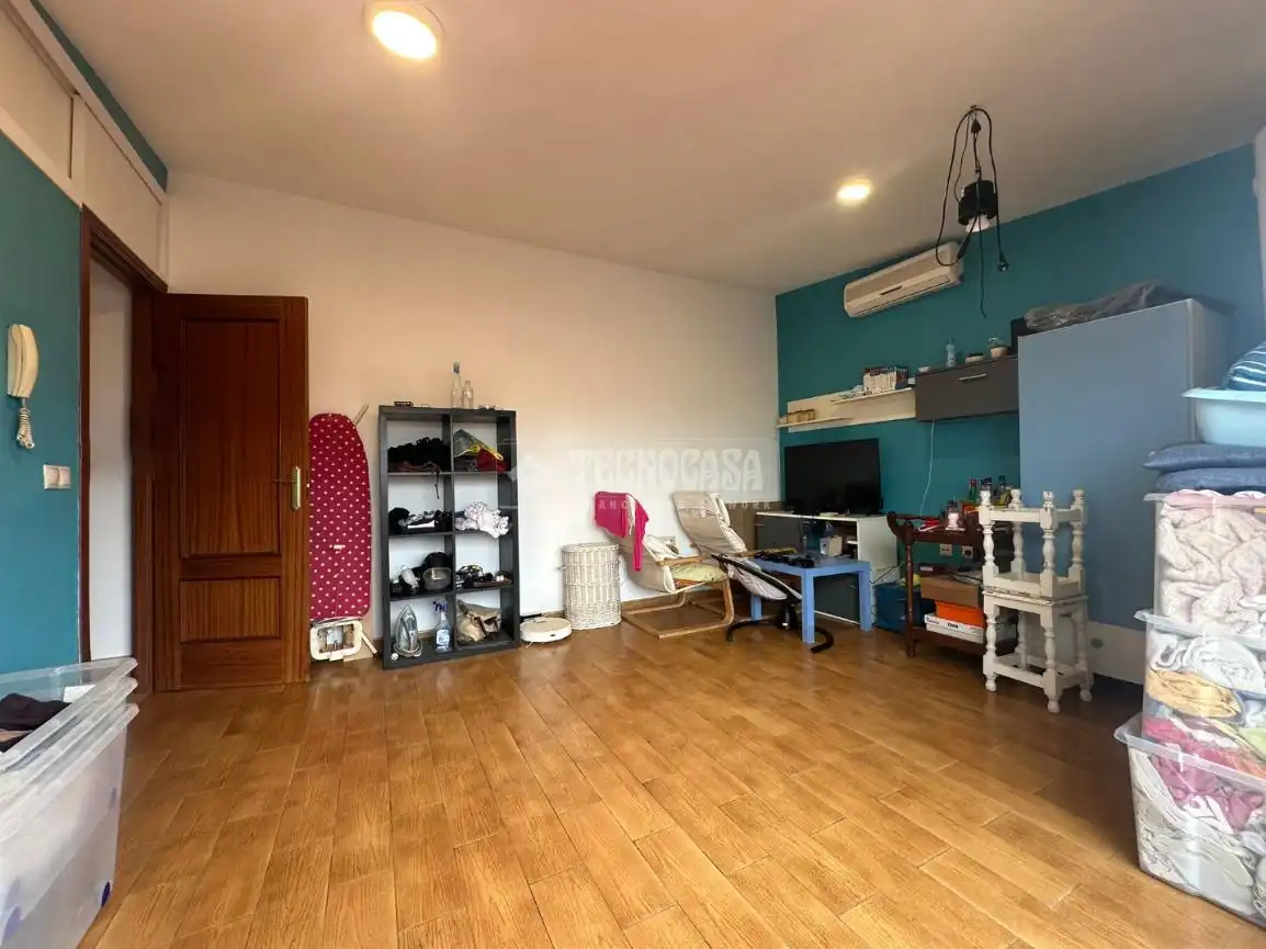 Casa adosada en venta en Los Rios
