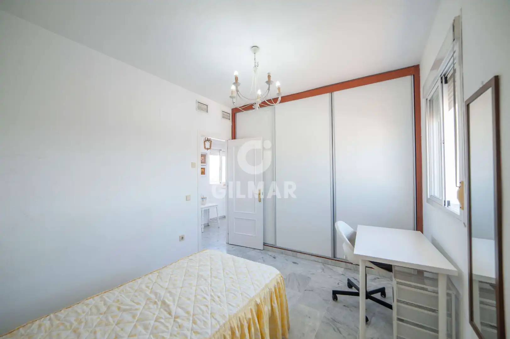 Schlafzimmer von Maisonette zur Miete in Sevilla mit Heizung und Möbliert