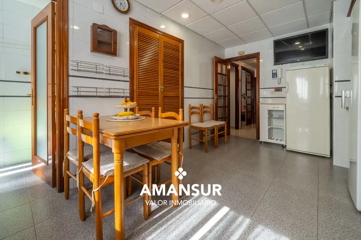 Flat with terrace for sale in Calle Emilio Molero, imagen 49