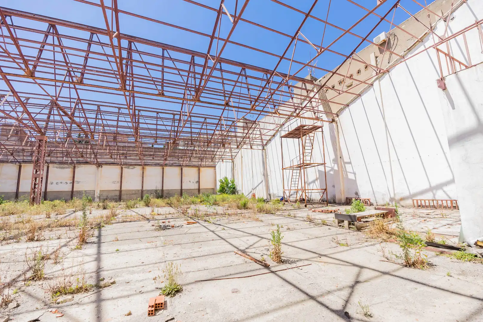 Exterior view of Industrial buildings for sale in Torremolinos