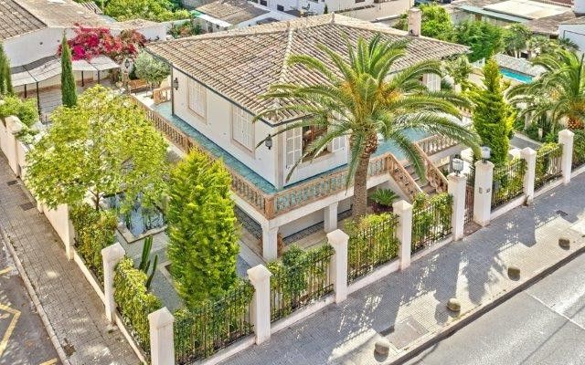 Vista exterior de Casa o xalet en venda en  Palma de Mallorca amb Aire condicionat, Jardí privat i Terrassa