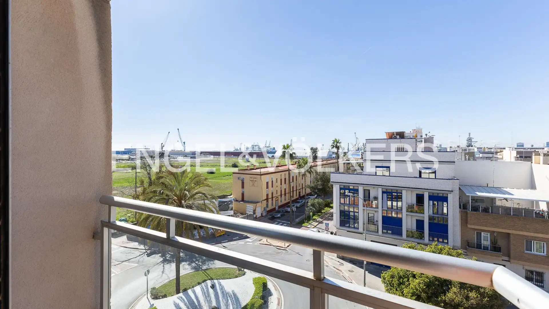 Exterior view of Flat for rent in Sagunto / Sagunt  with Air Conditioner, Heating and Furnished