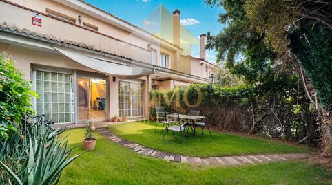 Photo 2 of Single-family semi-detached for sale in Avinguda U, Santa Perpètua de Mogoda, Barcelona