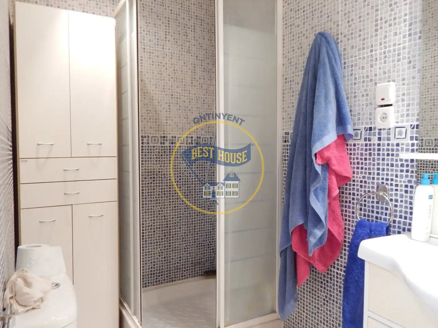 Bathroom of Houses for sale in Muro de Alcoy  with Air Conditioner, Heating and Terrace