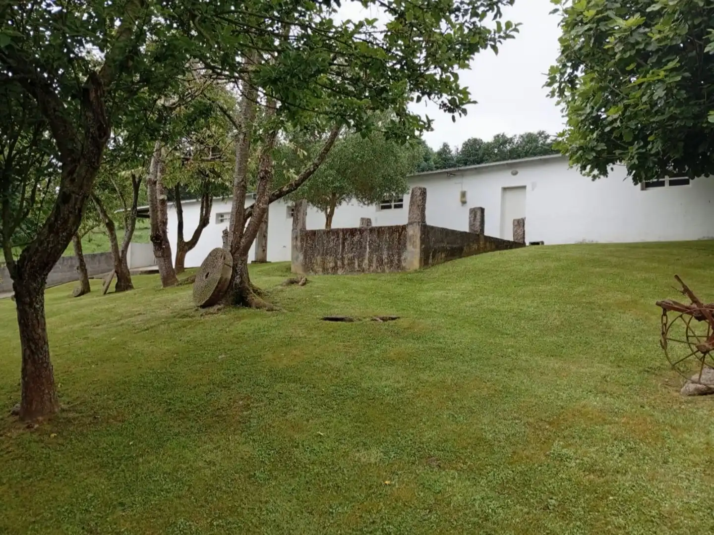 Exterior view of Commercial properties for sale in Salas