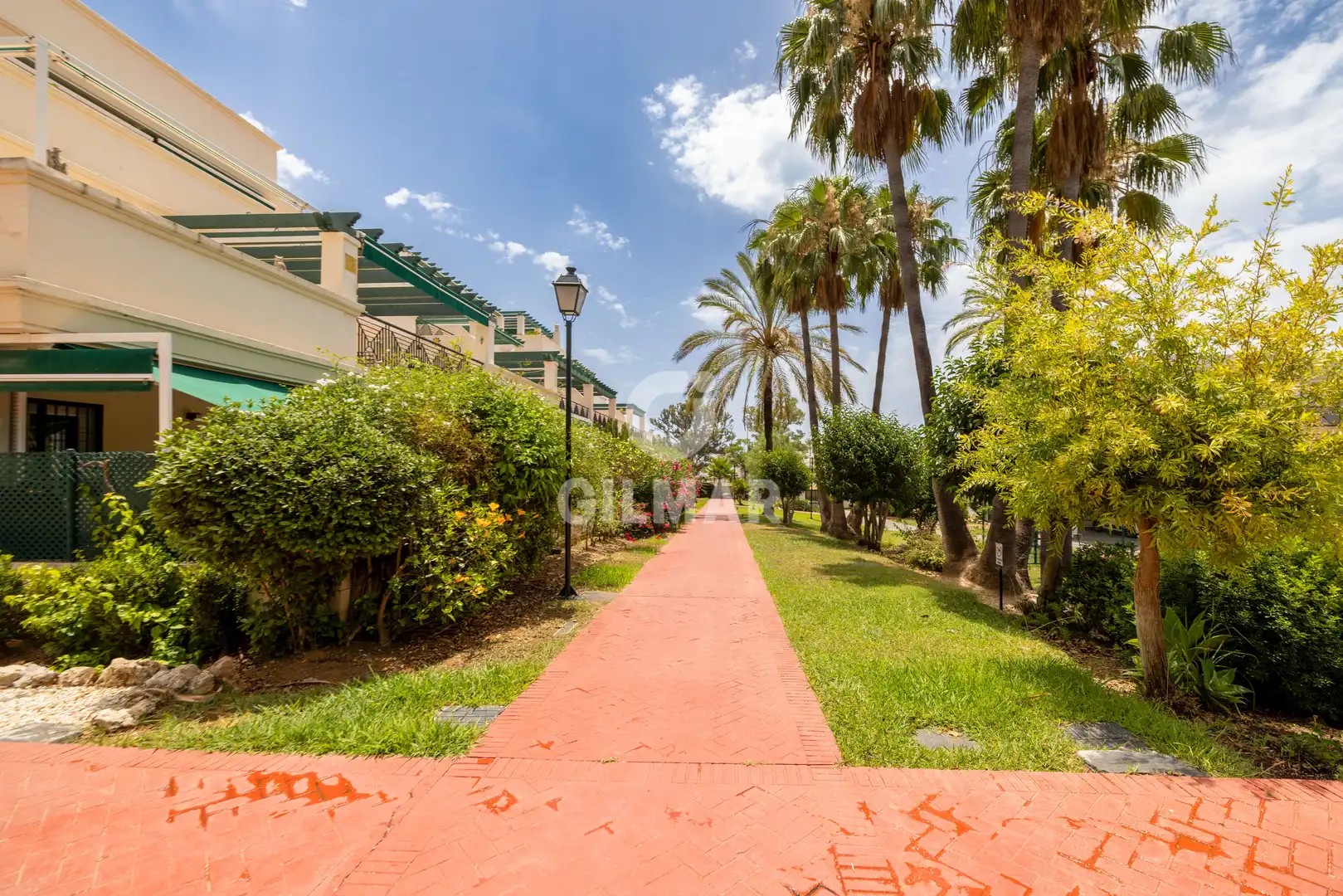 Exterior view of Apartments for sale in Marbella  with Heating, Swimming Pool and Furnished