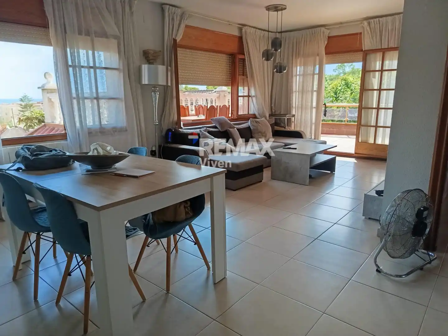Vista exterior de Casa o xalet en venda en Cunit amb Calefacció