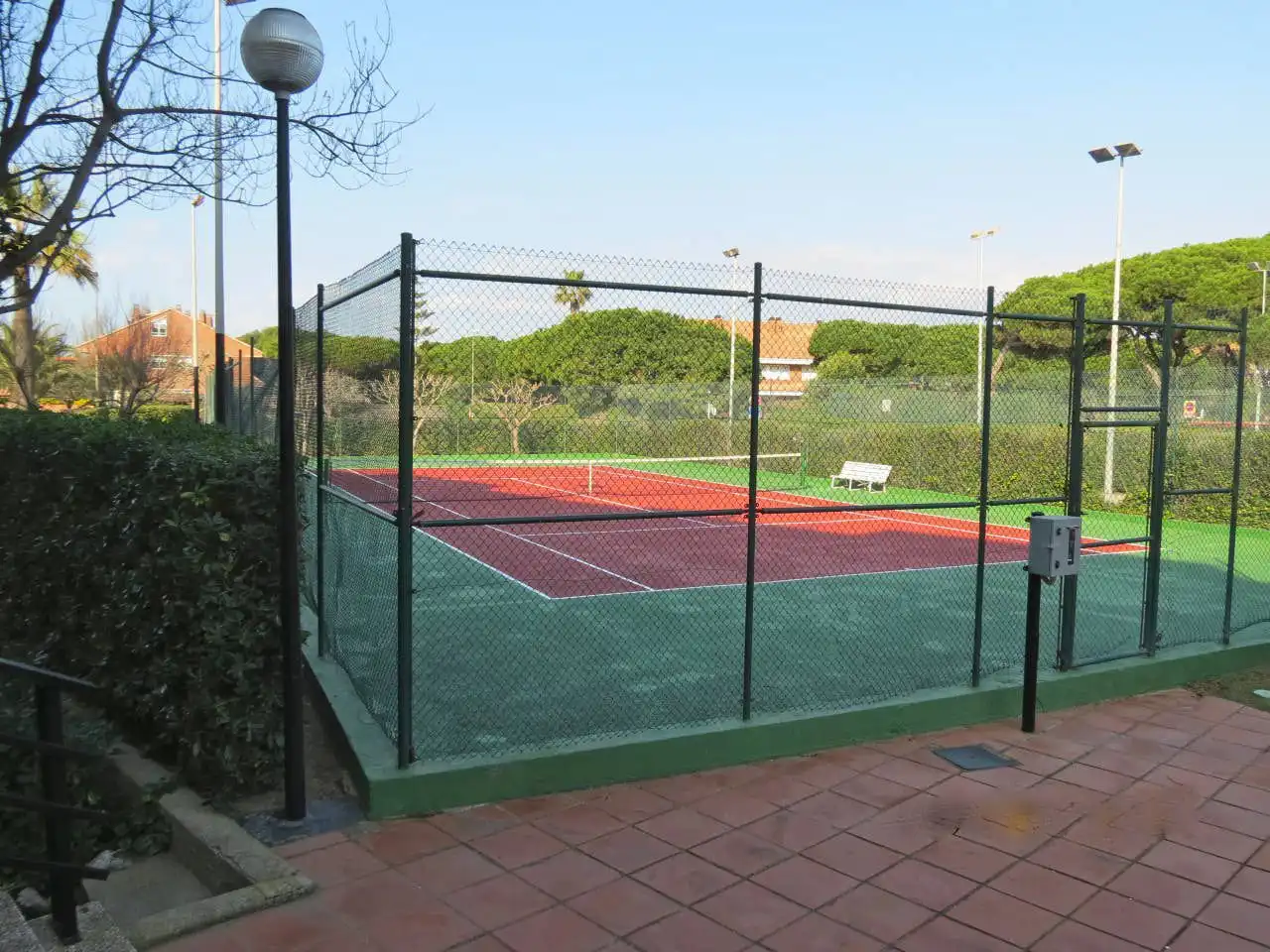 Vista exterior de Piso de alquiler en Gavà con Calefacción, Terraza y Piscina comunitaria