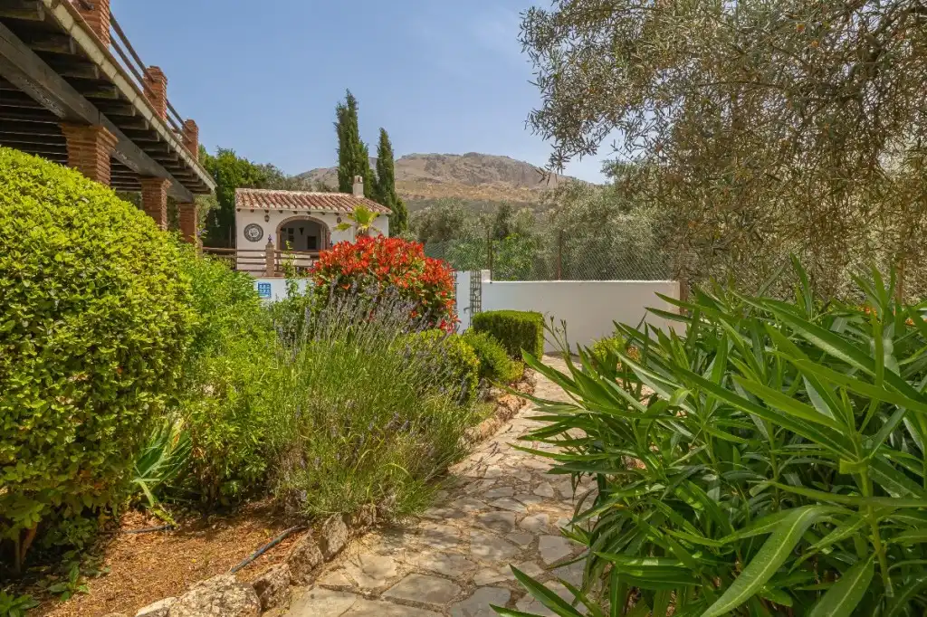 Casa rústica amb terrassa en venda a Villanueva del Trabuco, imagen 13