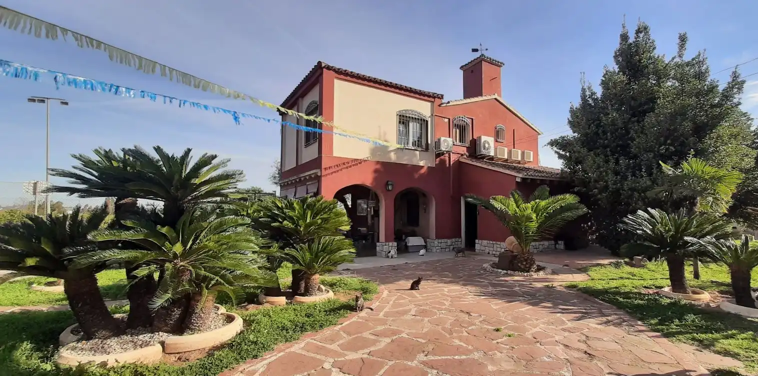Villa avec terrasse à vendre à CV-508 1