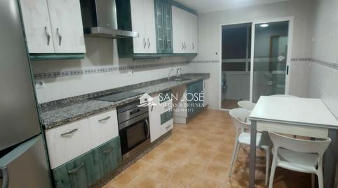 Foto 3 de Piso de alquiler en La Coca - La Nia - Vistahermosa, Alicante