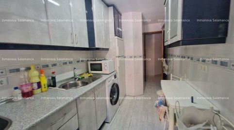 Foto 2 de Piso de alquiler en Garrido Norte, Salamanca Capital