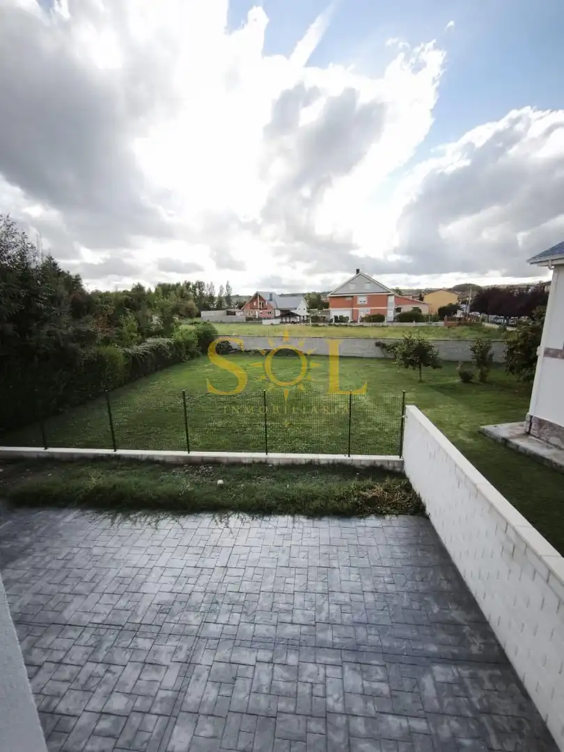 Casa con jardín en venta en Calle la Iglesia 3b Azadinos Leon, imagen 18