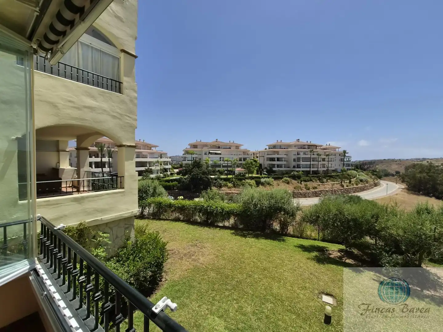 Vista exterior de Piso en venta en Mijas con Aire acondicionado, Terraza y Trastero