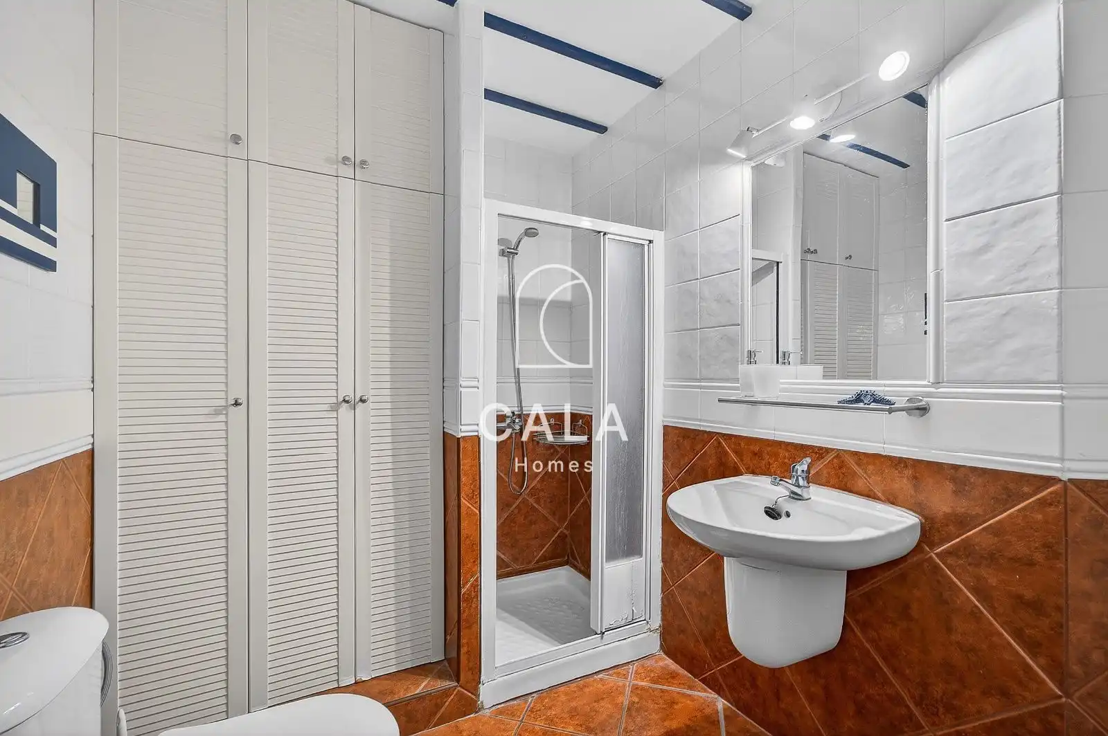 Baño de Piso en venta en Tacoronte con Terraza, Piscina y Amueblado