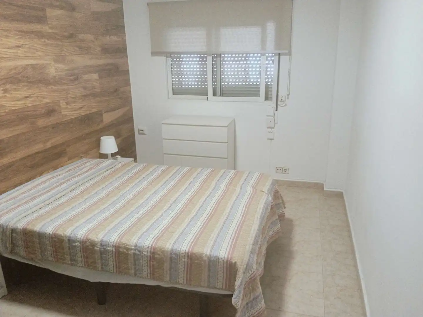 Bedroom of Flat for rent in Zaragoza  with Air Conditioner, Heating and Terrace