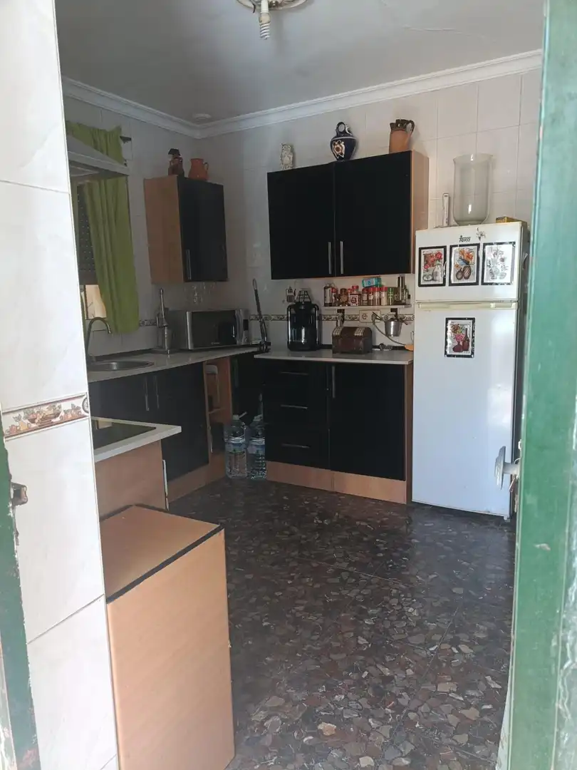 Cocina de Casa o chalet en venta en Chiclana de la Frontera con Jardín privado, Terraza y Trastero