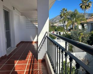 Exterior view of Single-family semi-detached to rent in Marbella  with Air Conditioner, Heating and Private garden