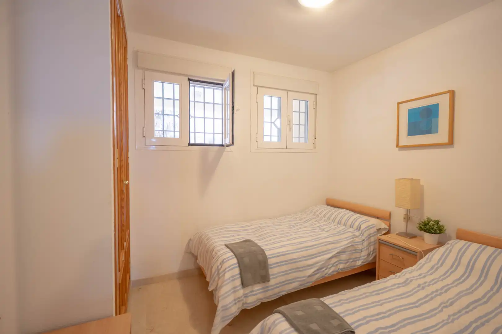 Habitación de Piso en venta en El Ejido con Aire acondicionado, Terraza y Trastero