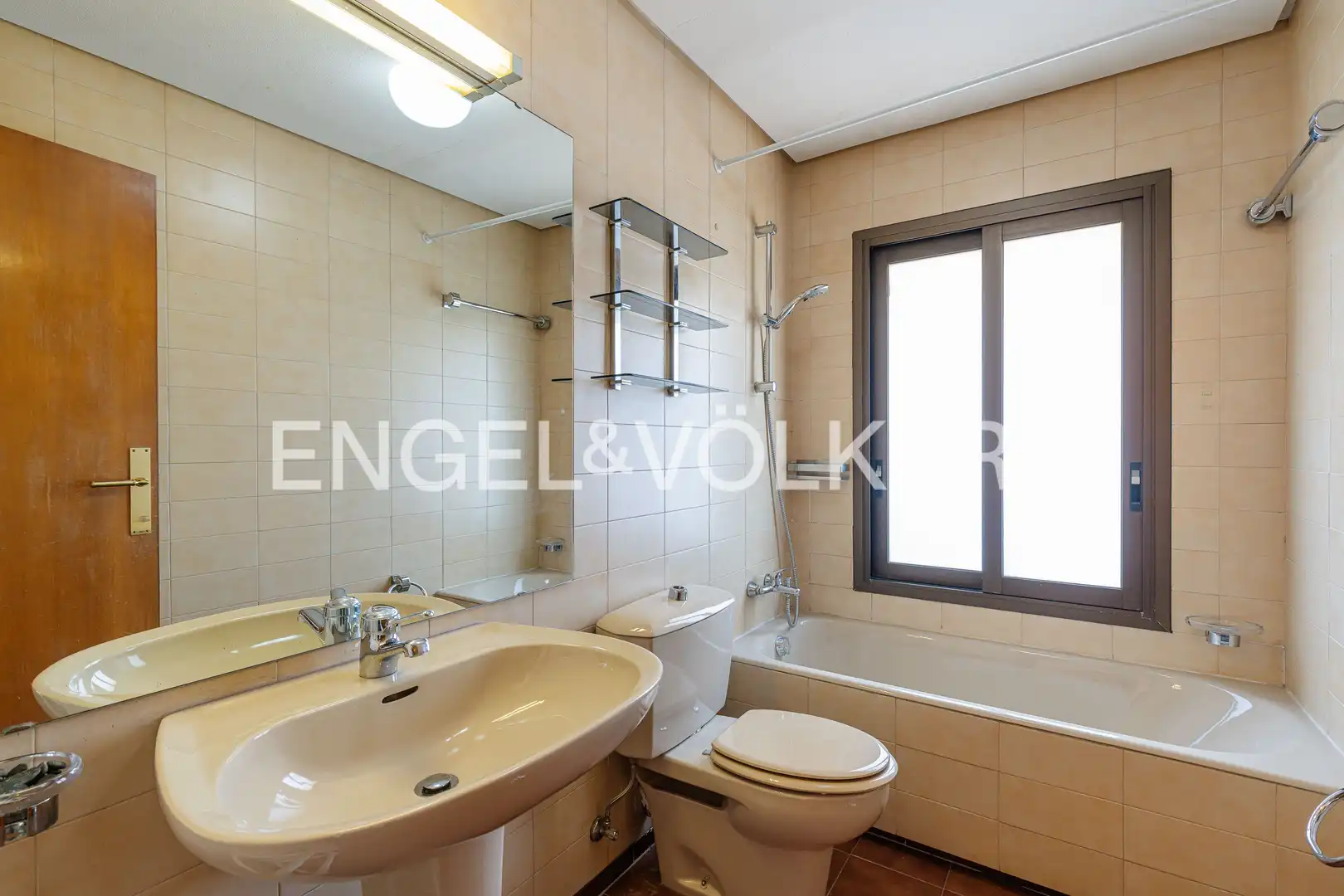 Baño de Casa o chalet en venta en Las Rozas de Madrid con Calefacción, Jardín privado y Terraza