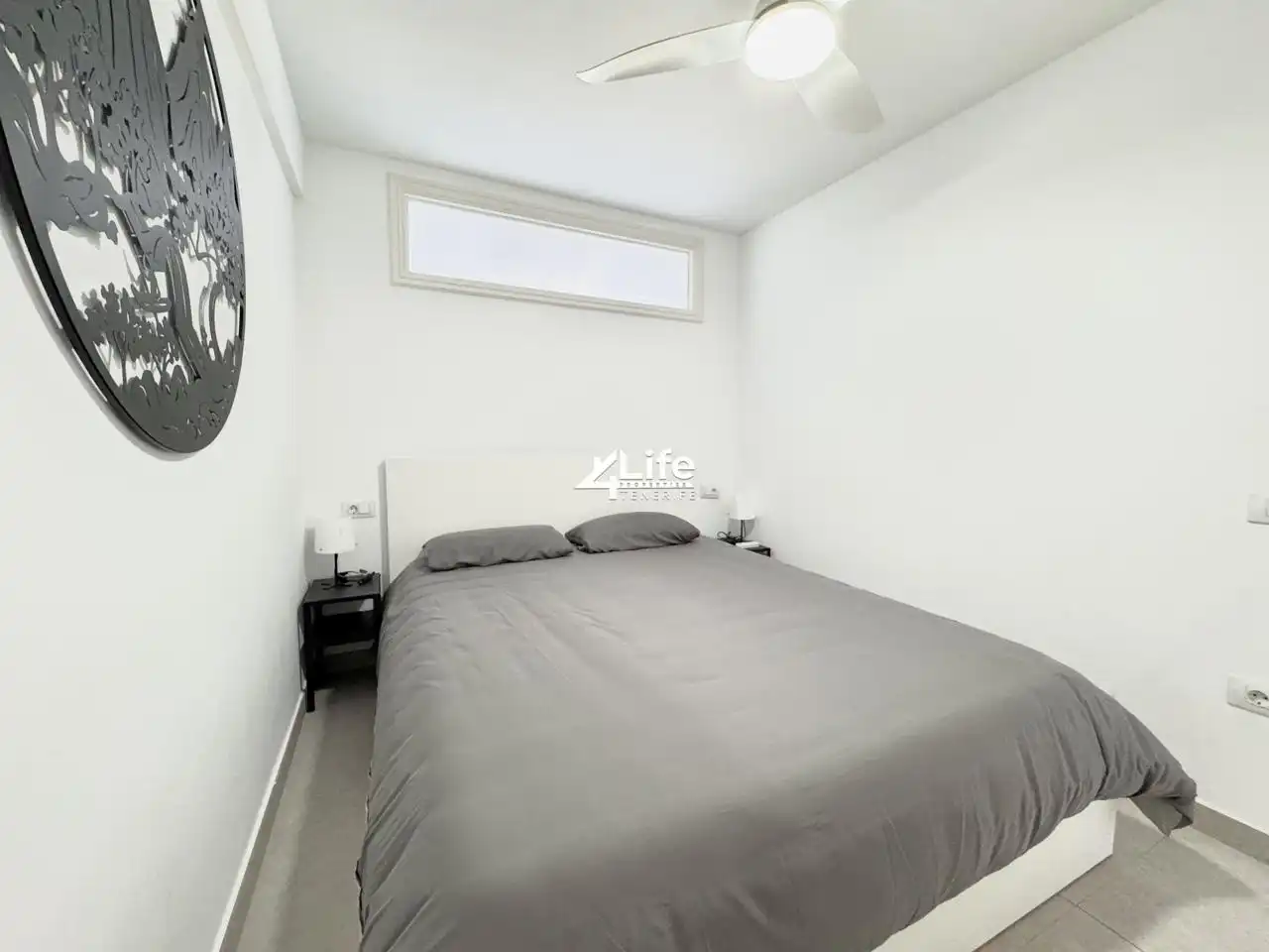 Habitación de Apartamento en venta en Arona con Terraza, Amueblado y Balcón