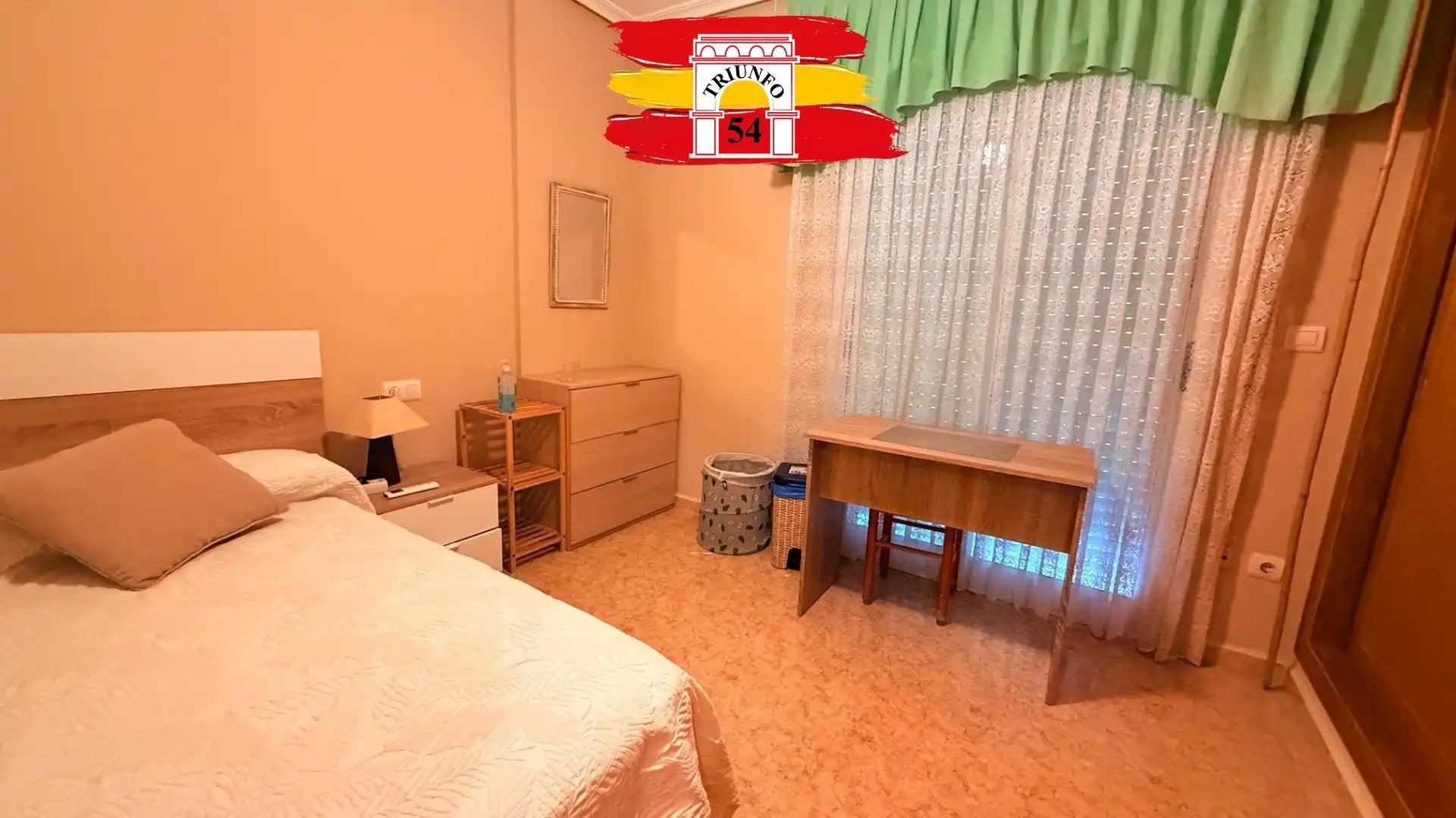 Habitación de Casa o chalet en venta en Pueblo Latino