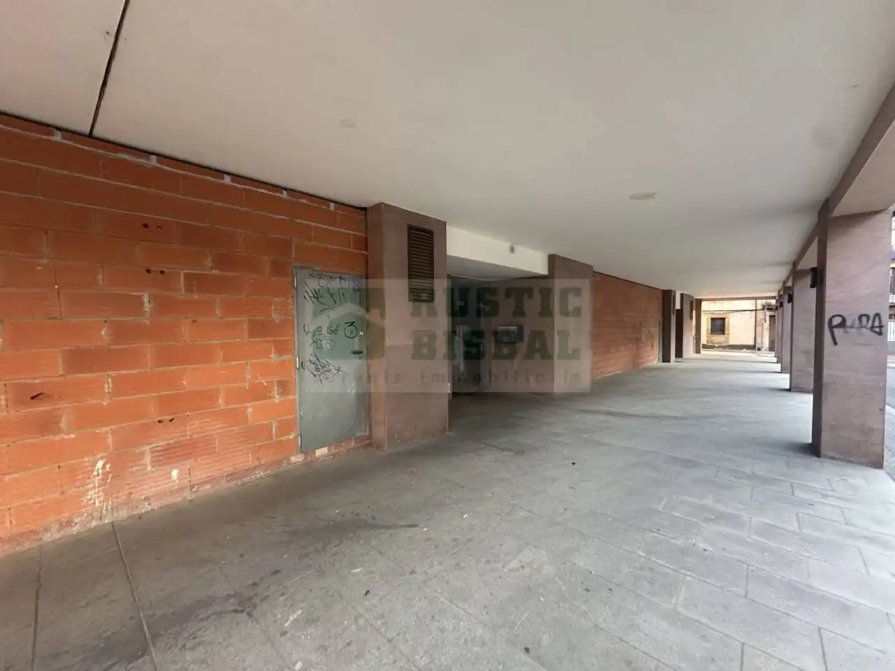 Local comercial en venta en Calle Sis d´Octubre de 1869, imagen 5