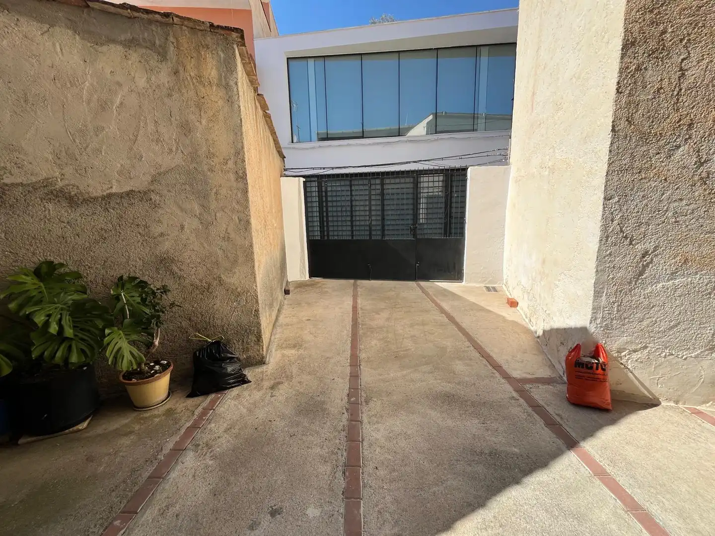 Vista exterior de Casa o xalet en venda en Lecrín amb Jardí privat i Terrassa