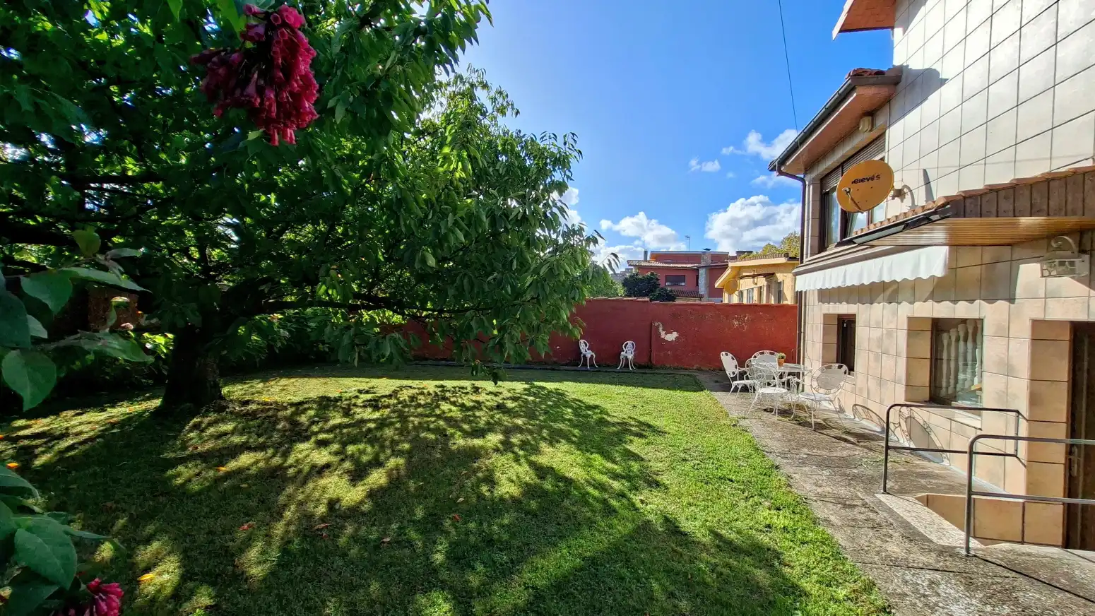 Jardín de Casa o chalet de alquiler en Gijón  con Calefacción, Jardín privado y Parquet