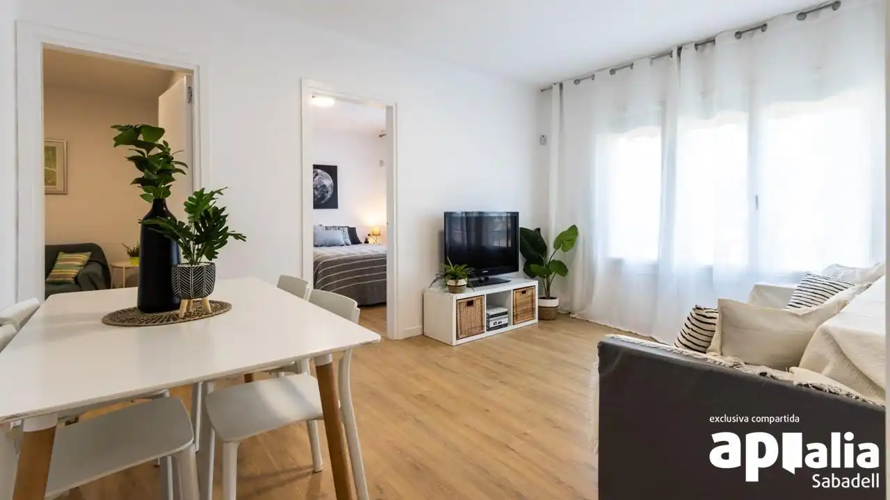 Sala de estar de Piso en venta en Sabadell con Aire acondicionado, Calefacción y Parquet