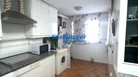 Foto 3 de Casa adosada en venta en Condequinto, Montequinto