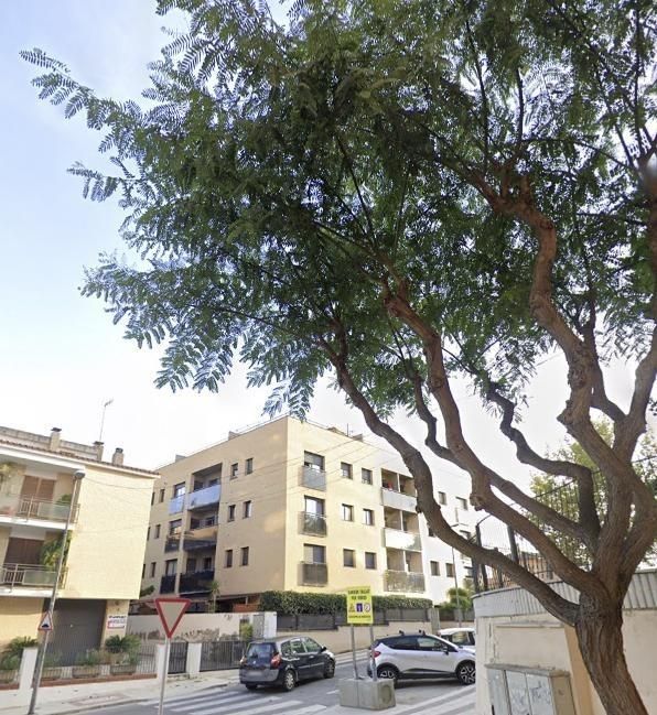 Vista exterior de Piso en venta en Constantí con Jardín privado, Terraza y Balcón