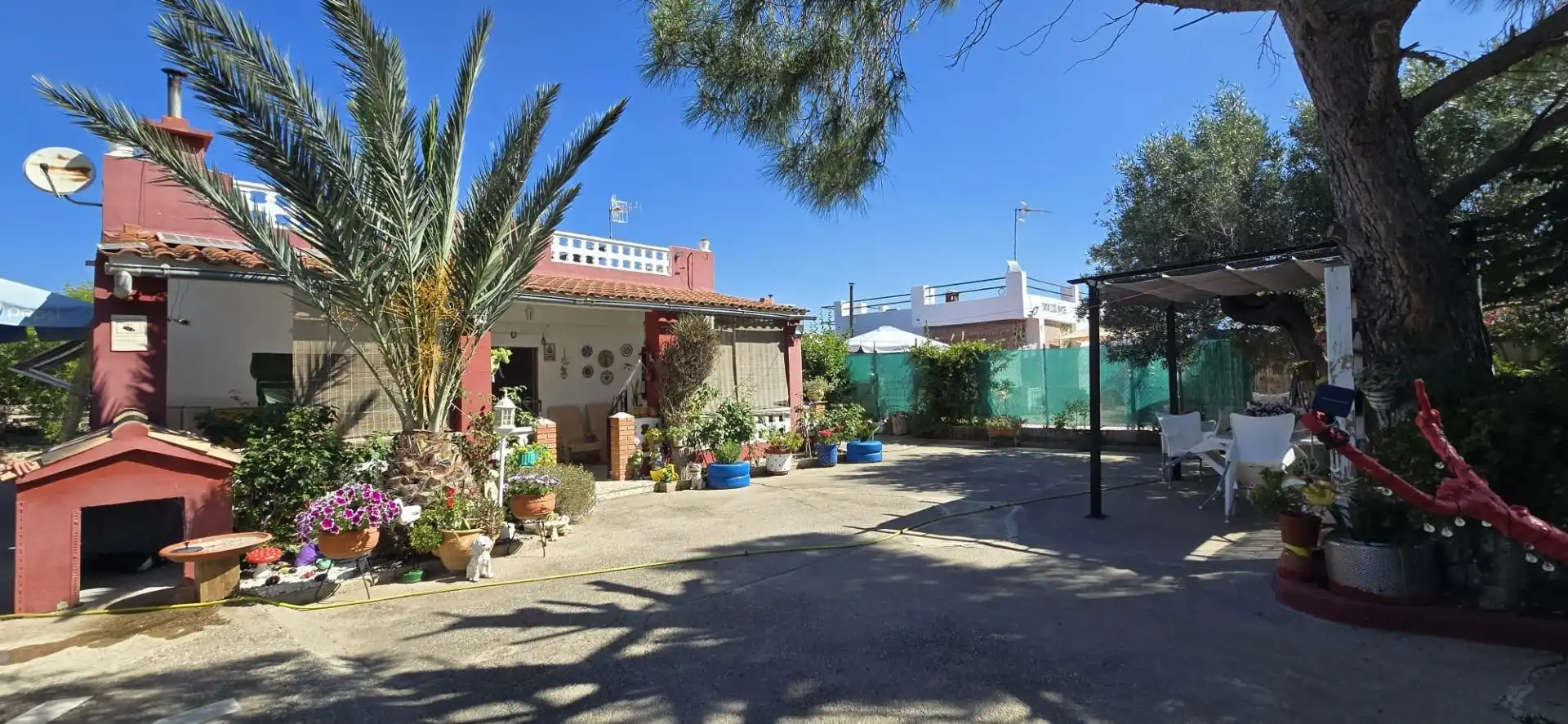 Detached house with pool for sale in Casinos
