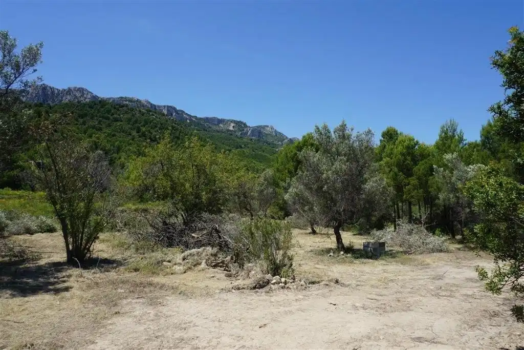 Land for sale in El Castell de Guadalest