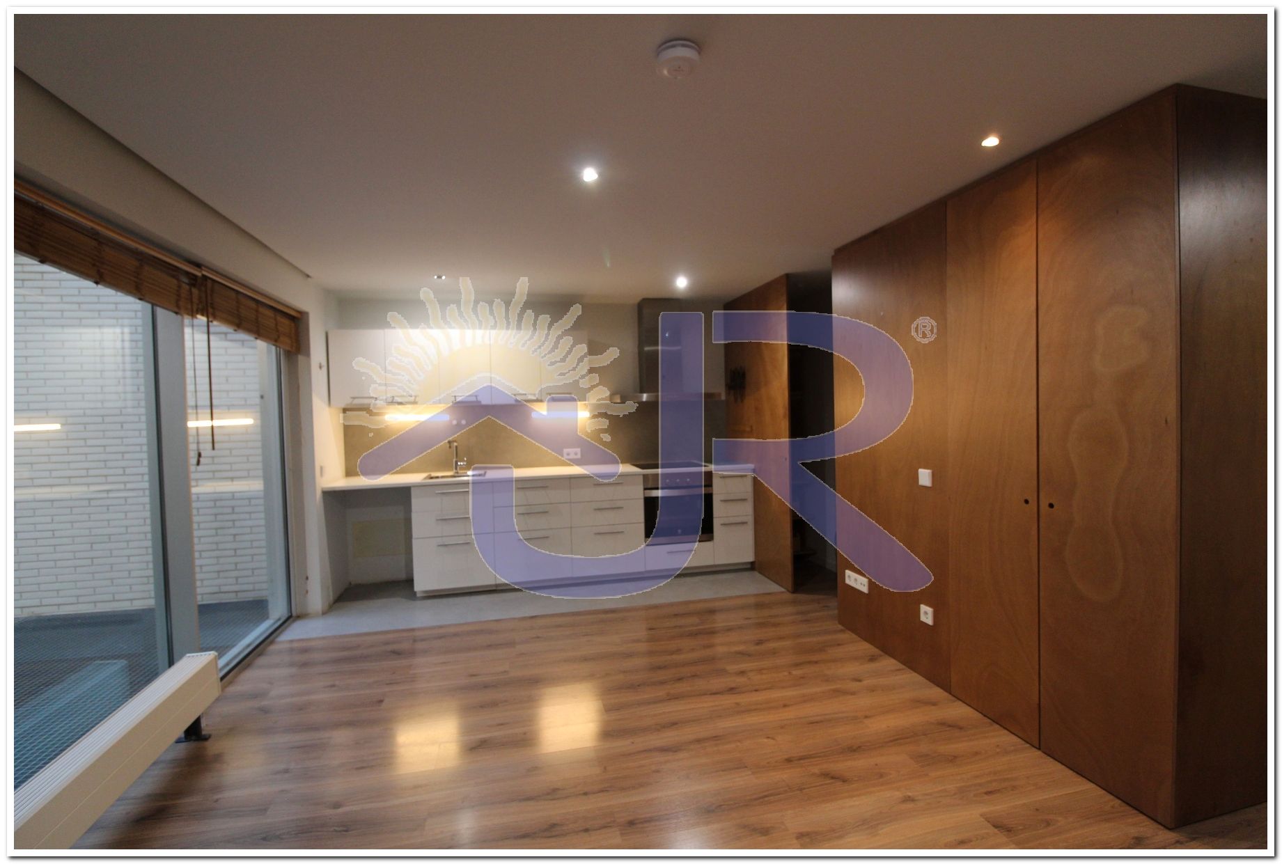 Dormitori de Casa adosada de lloguer en Paracuellos de Jarama amb Calefacció i Jardí privat