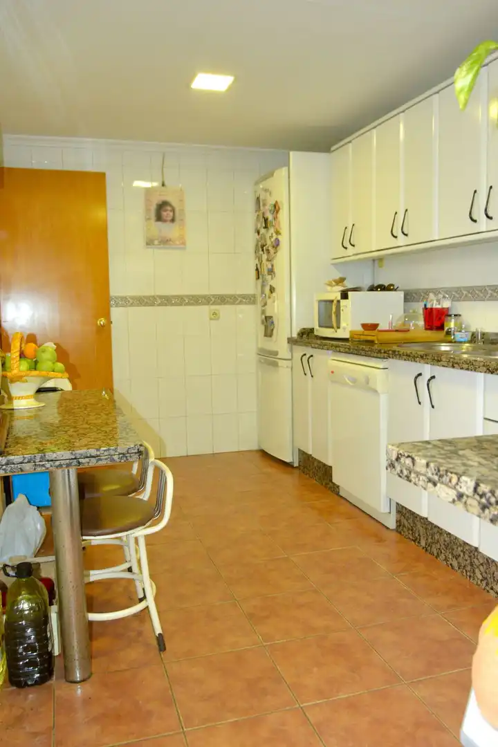 Cuina de Casa o xalet en venda en Sevilla amb Aire condicionat i Traster