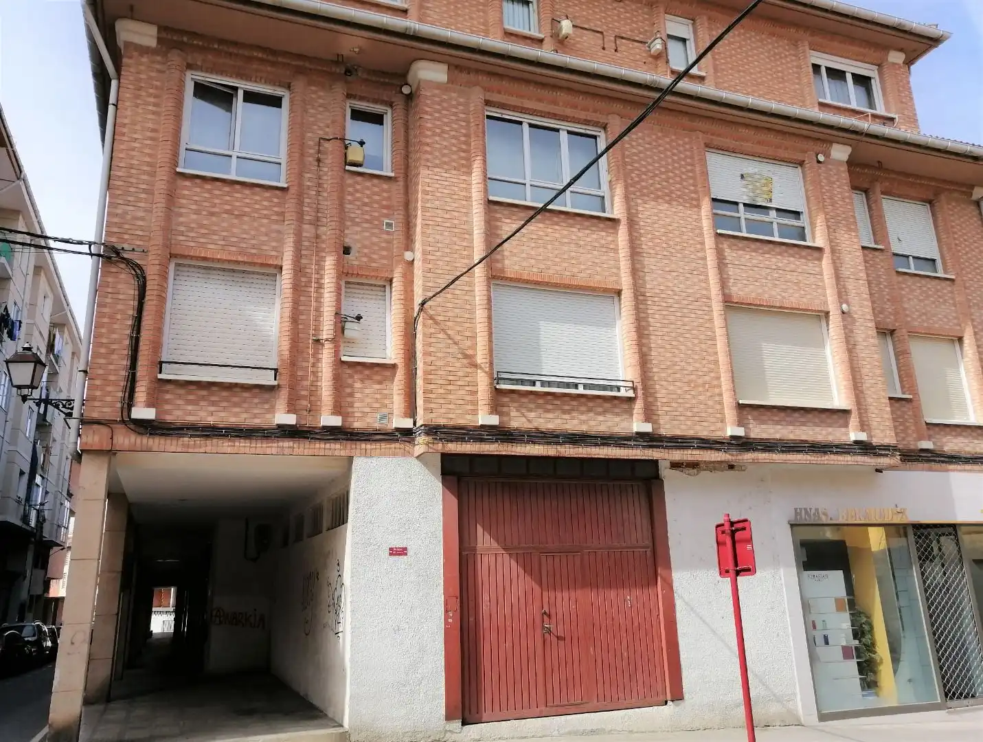 Locale commerciale in vendita a Haro
