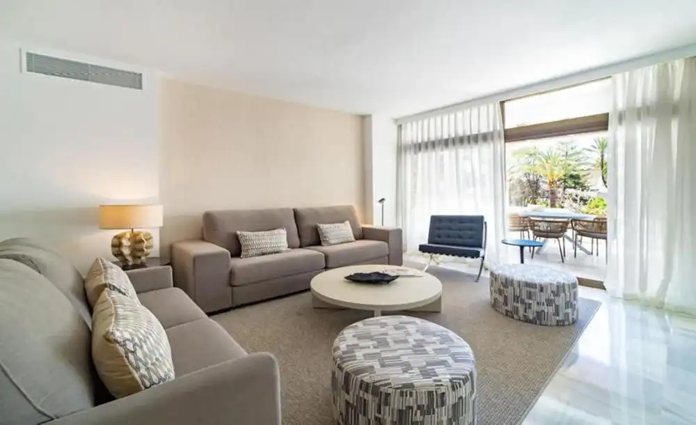 Apartamento de alquiler en Puerto Banús