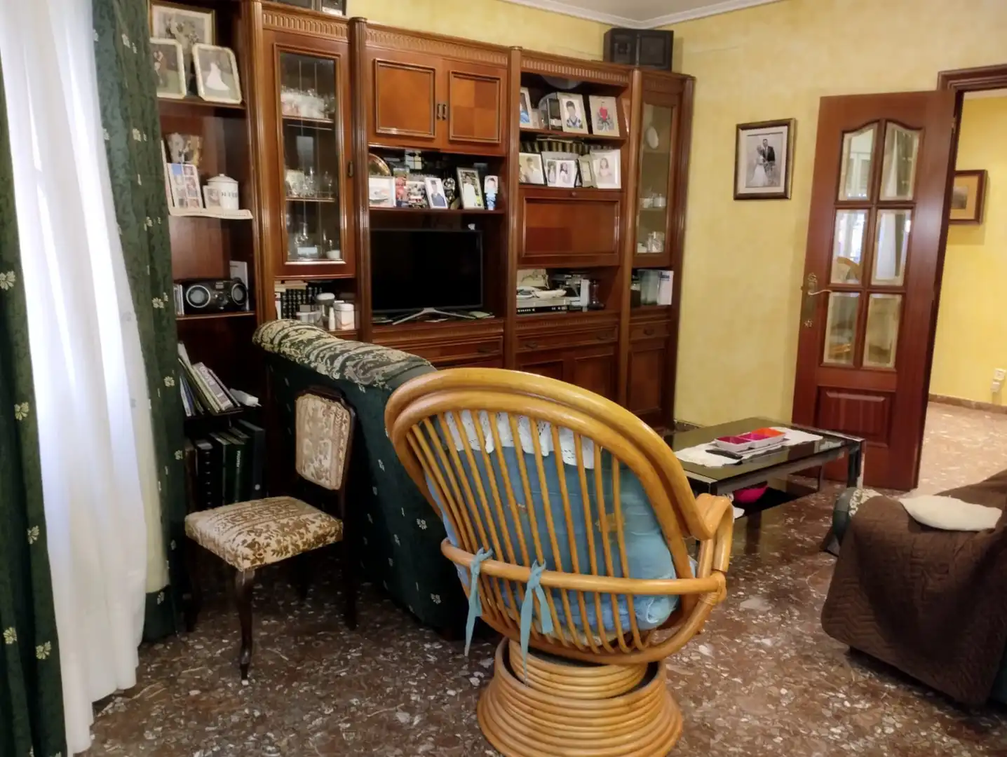 Sala de estar de Piso en venta en Alberite con Calefacción, Trastero y Amueblado