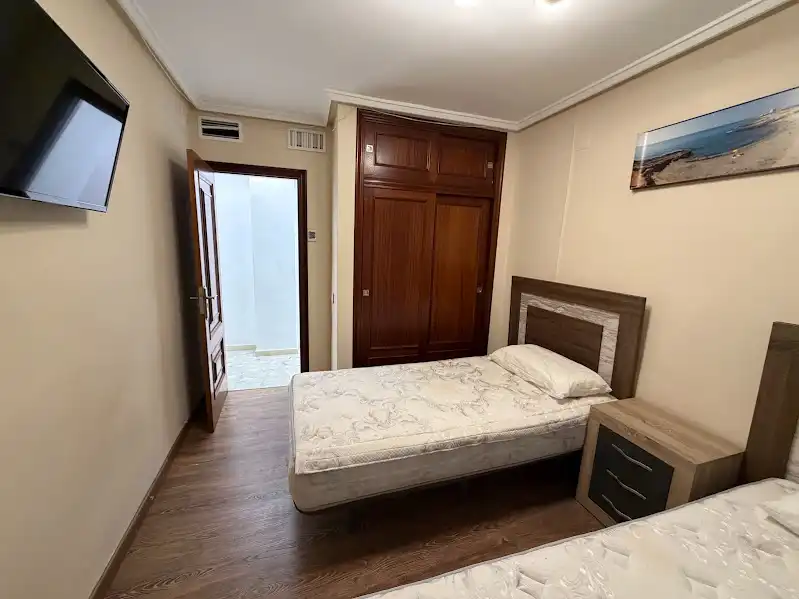 Habitación de Piso en venta en Torrevieja con Terraza, Amueblado y TV