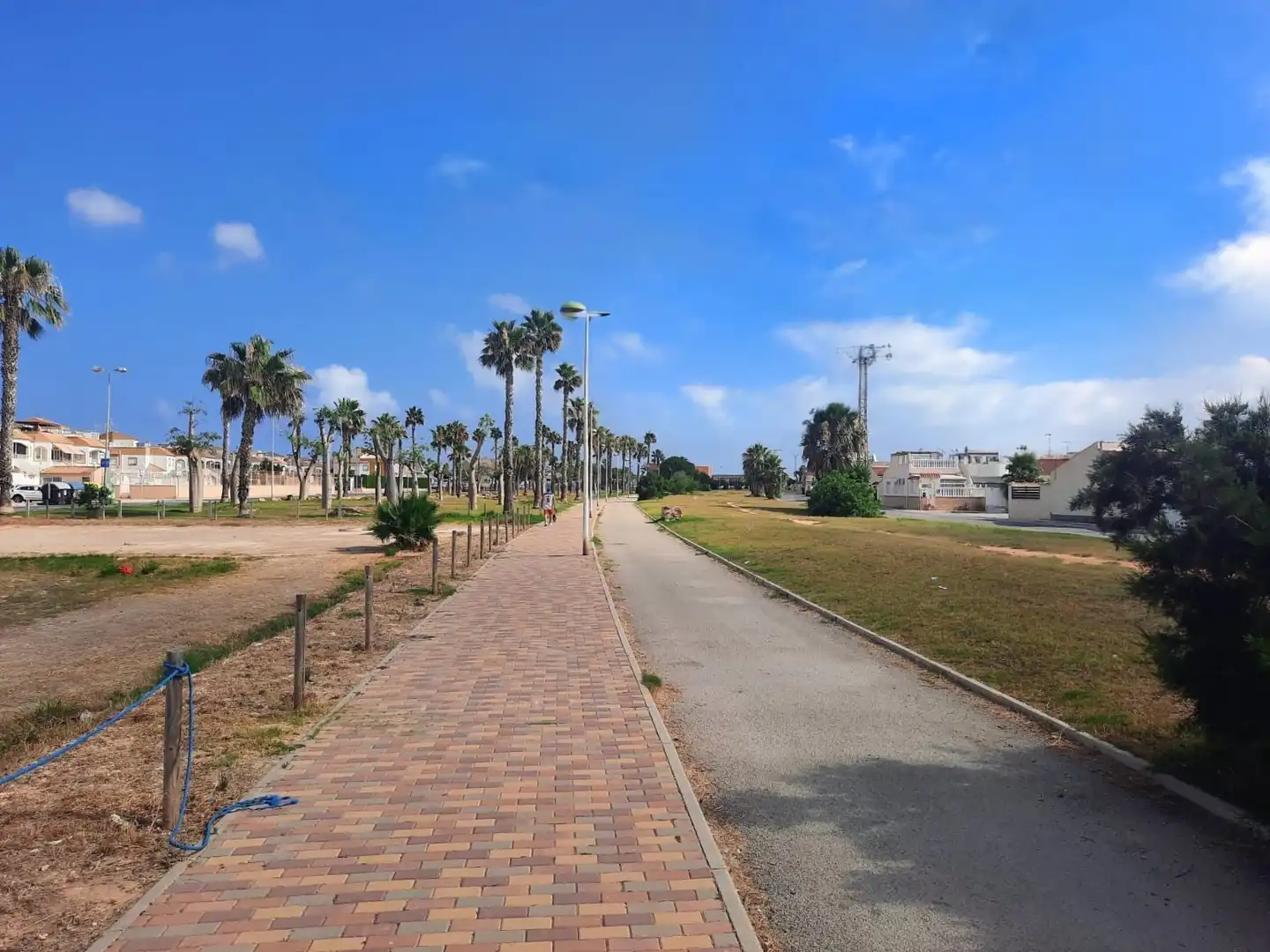 Casa o xalet en venda en Torrevieja amb Aire condicionat, Jardí privat i Terrassa