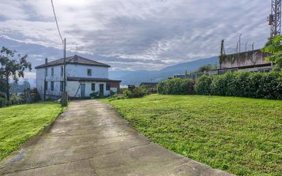 Haus oder Chalet zum verkauf in Valle de Trápaga-Trapagaran mit Privatgarten, Terrasse und Abstellraum