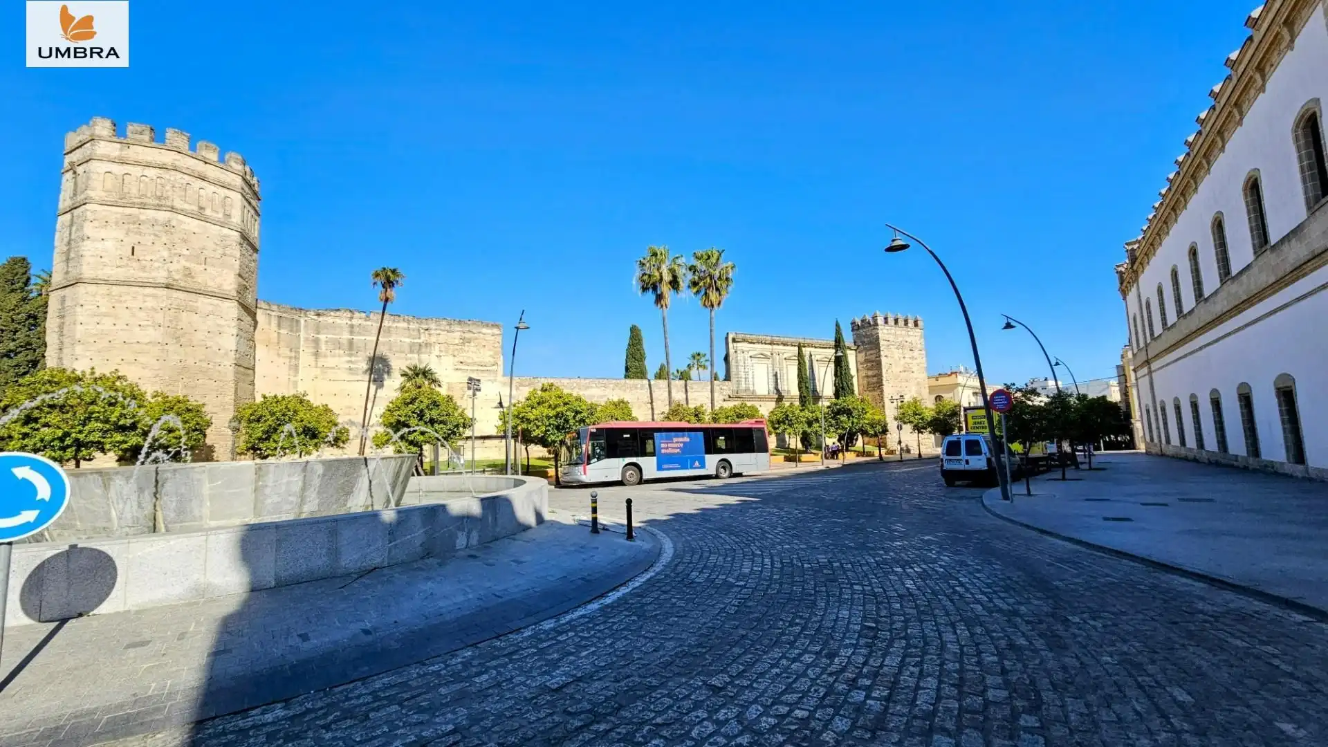 Außenansicht von Gebäude zum Verkauf in Jerez de la Frontera