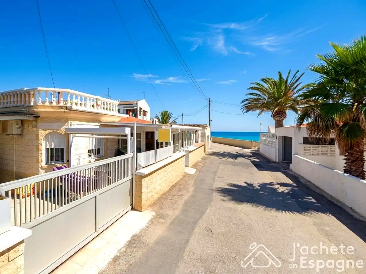 Vista exterior de Casa o chalet en venta en Vinaròs con Aire acondicionado, Jardín privado y Terraza