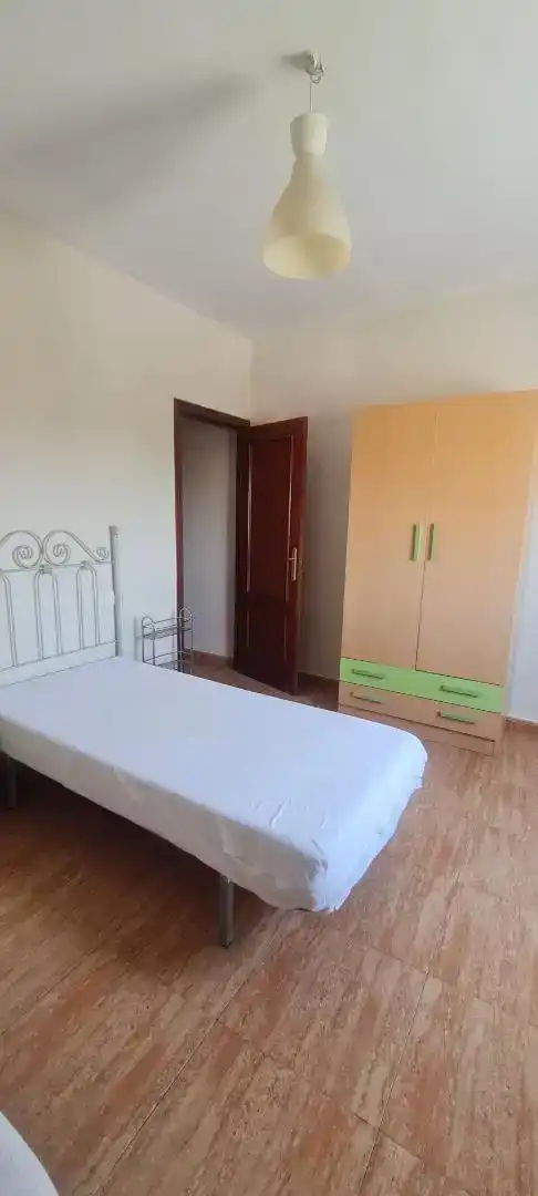 Schlafzimmer von Wohnung zum Verkauf in Bailén mit Klimaanlage und Balkon