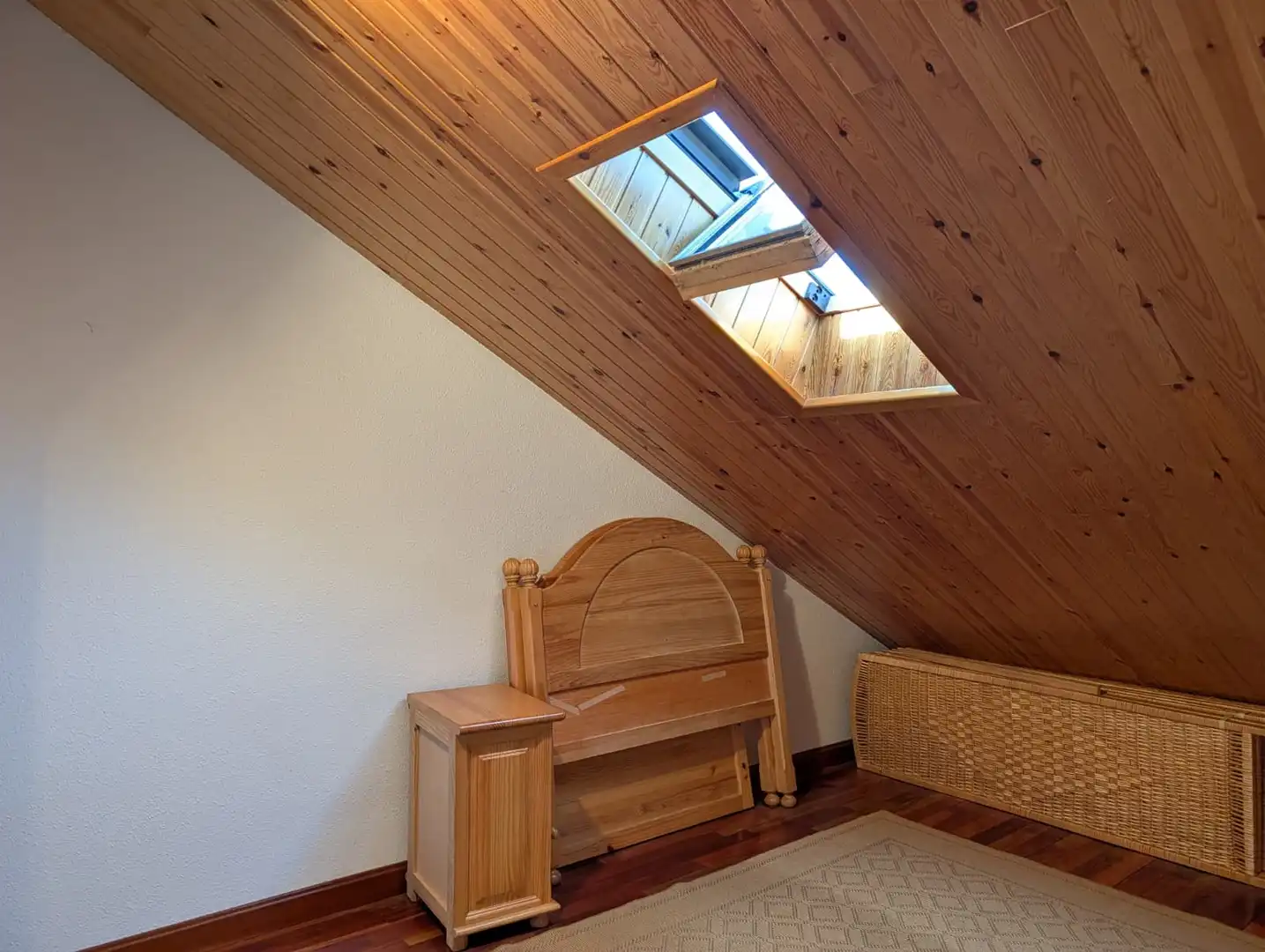 Habitación de Apartamento en venta en Ezcaray con Calefacción, Terraza y Trastero
